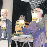 Schwarzenfelder Kirchweih erlebte Auftakt nach Maß Schwarzenfelder Kirchweih erlebte Auftakt nach Maß