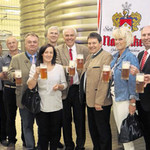 In der Brauerei Naabeck wurde auf ein gutes Gelingen des Wackersdorfer Bürgerfestes angestoßen.