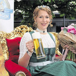 Sarah Jäger (31) aus Schwandorf holt die Krone der Bayerischen Bierkönigin erstmals in die Oberpfalz. Sie überzeugte während des Wahlabends mit Spontanität, Charme und profundem Wissen über die bayerische Bierkultur und das Bayerische Bier.
